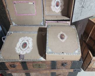 Trunk with all pieces