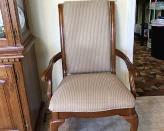 Chairs 6 & 2 captains chairs 