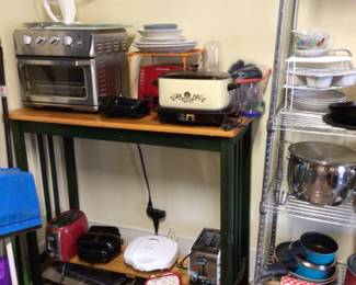 High table , kitchenware 