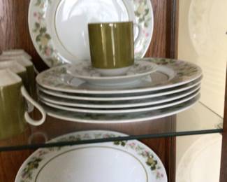 Mikasa Eclipse china 40 pieces $55.