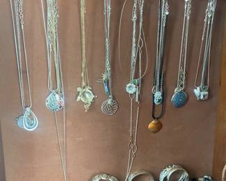 Lots of brighten jewelry 