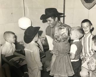 Could it be Buckskin Bill?