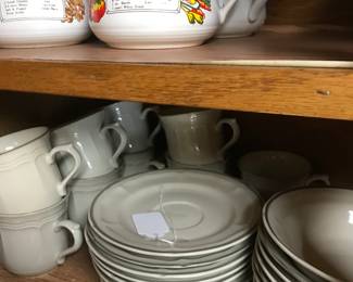 Set of soup cups
