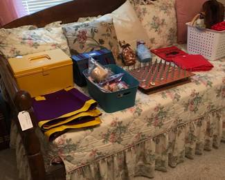 Trundle bed complete