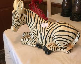 Zebra statue.