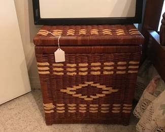 Wicker chest