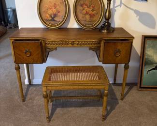 George III Mahogany Dressing Table