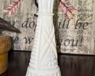 vintage white milk glass bud vase