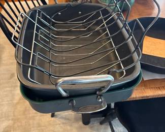 nonstick Roasting dishes with U Rack