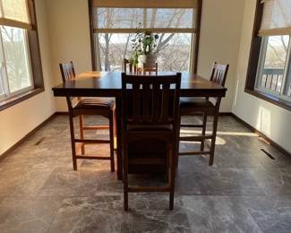 Kitchen Table 4 Chairs