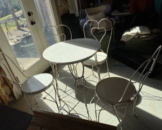Bistro set