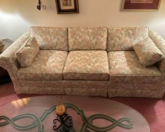 Floral couch great condition 