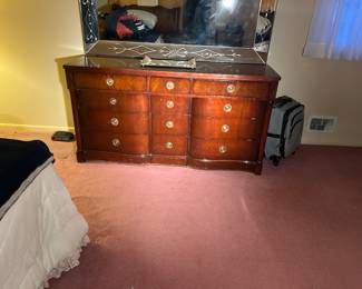 Mahogany dresser