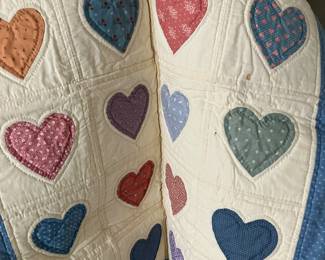 Heart quilt hanging 