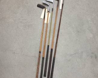 29 5 Wright Ditson Wood Shaft Golf Clubs