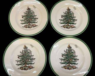 Set of 4 Spode Christmas Tree Dinner Plates