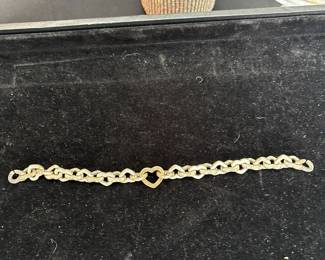 Tiffany & Co. Heart Link Bracelet - 18k gold one heart 