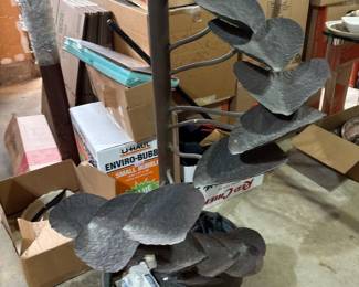 Outdoor water fountain Metal Tiered Leaves 