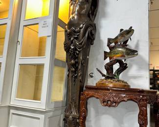 Home Decor, Statue and Wood Carved Table Orlando