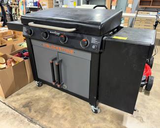 Blackstone Grill Orlando Estate Auction