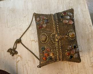 Beautiful Vintage Hanbags!