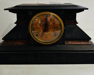 Beautiful antique clock!