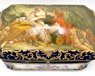 Vintage Large RS Prussia Porcelain Trinket Box
Lot #: 58