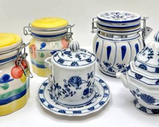 Vintage Vienna Woods Sugar Bowl & Condiment Jar, 2 Alco Hand Porcelain Covered Jars & Blue & White Jar
Lot #: 152