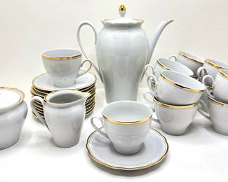 Fisher China East Germany: Coffee Pot. Creamer, Sugar Bowl & 12 Cups With Saucers, Appear Unused
Lot #: 15