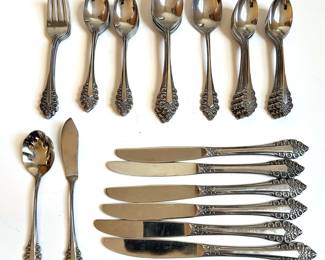 Over 15 Vintage Silver Plate & Stainless Steel Spoons & Spreaders
Lot #: 172