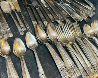 Vintage silver plated serving utensils/silverware 