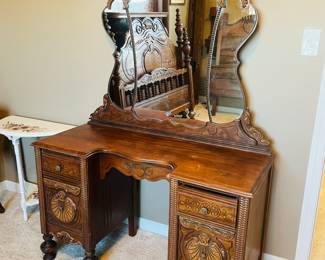 Antique ornate wood carved vanity dresser 