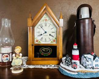 Vintage Seth Thomas wooden steeple mantle clock