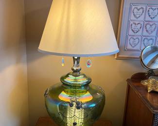 Vintage bubble carnival glass lamp 