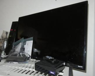 3D Roku TV with Glasses