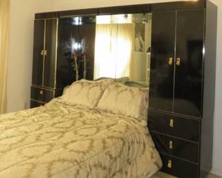 Queen/King Black & Gold Mirrored Headboard with Matching Dresser/Wall Mirror & Armoire 
