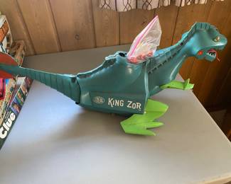 Vintage Ideal Toy Company 1962 KING ZOR. Comes with Darts. Directions.