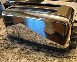 Cuisinart 4 slice toaster !