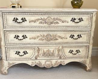 Beautiful 3 drawer chest ~