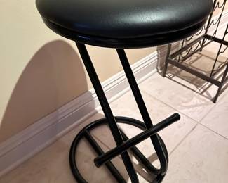 Black stool with foot rest ~