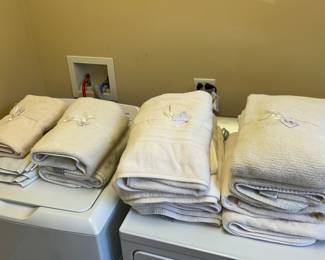 More bathroom towels ~