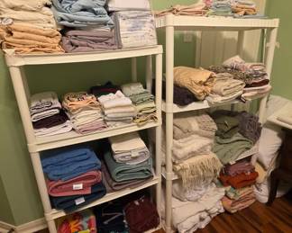 towels, linens