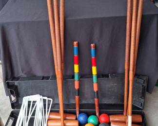 Very nice croquet set
