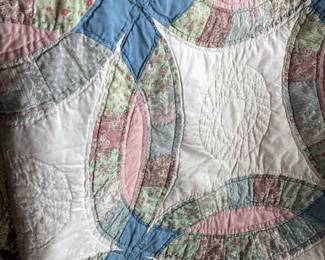 Wedding ring quilt 