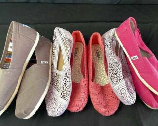 Tom’s women’s shoes