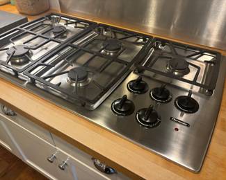 Thermador 36” Gas Range