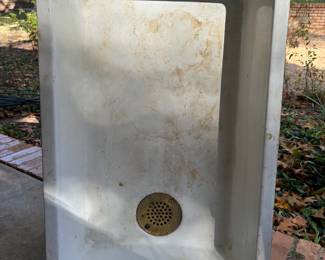 Cast Iron and Porcelain Farmhouse sink, 