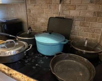 Cookware, cast-iron pans
