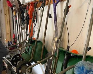 Lots of useful garage and outdoor tools