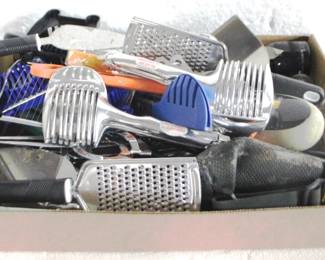 8261 - Lot of Kitchen Utensils
